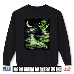 Sweatshirt Vintage 90s Alien UFO Halloween Alien Abduction Space Lover Shirt
